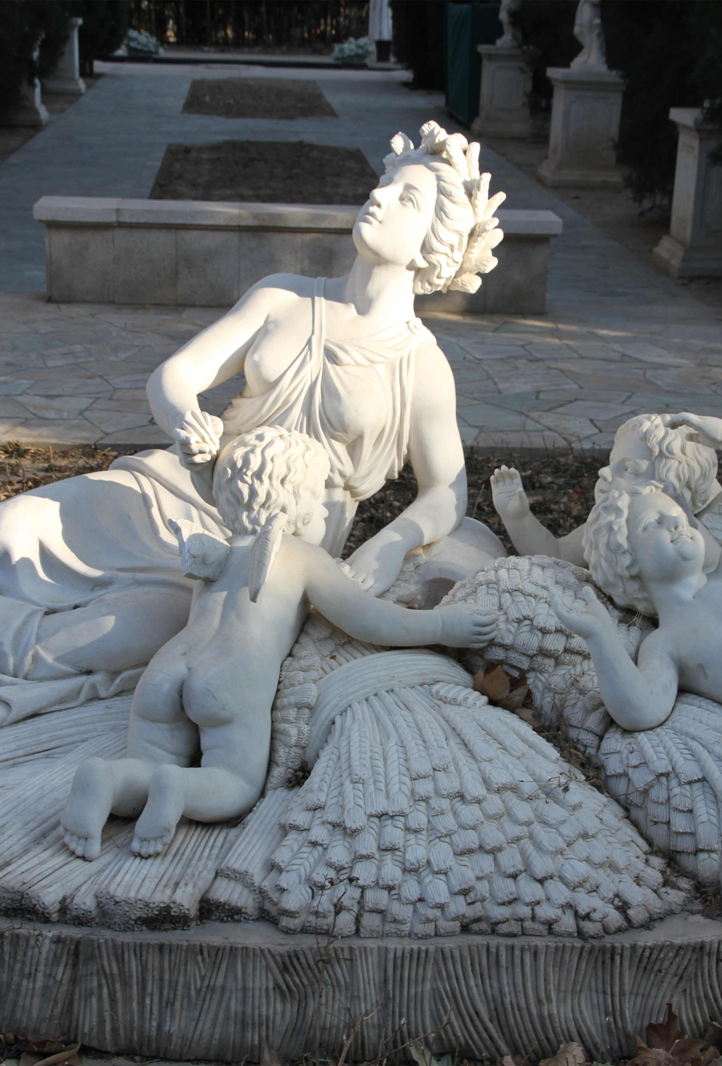 青铜雕塑供应商 - GRC